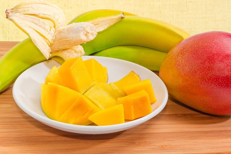 Baby Recipe: Tropical Mango And Banana Puree - Motherhood In-Style Magazine